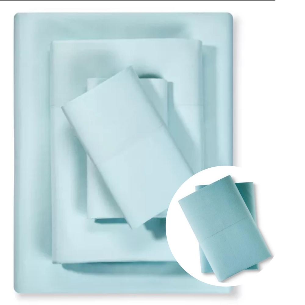 Room Essentials Full Microfiber Solid Shee…